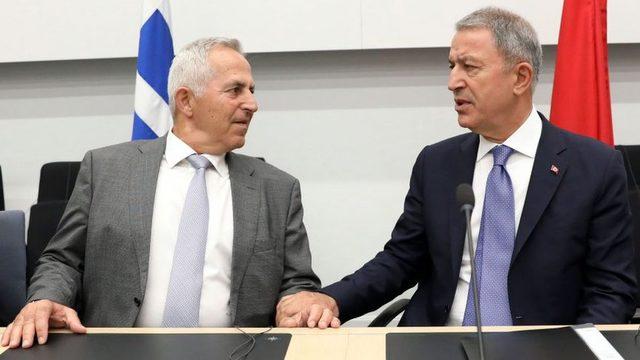 Apostolakis ve Hulusi Akar