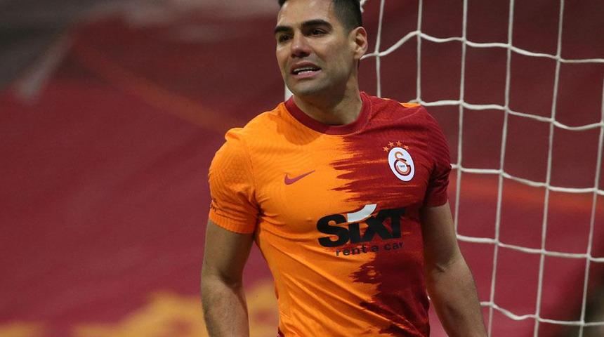 Radamel Falcao İspanya'ya dönüyor