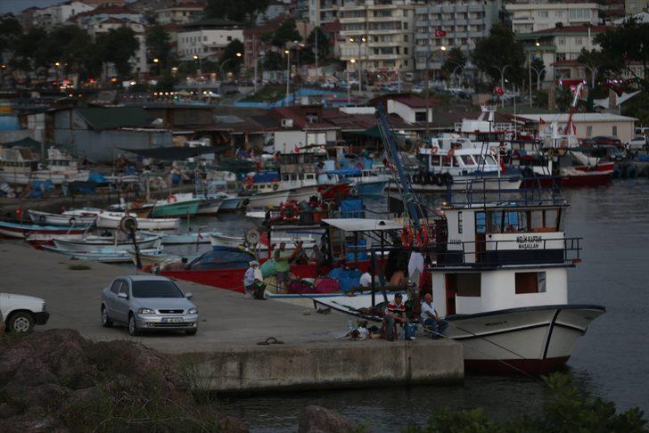 Hazırlıklarını tamamlayan Batı Karadenizli balıkçılar  geri sayıma başladı G3