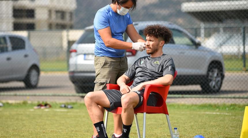  Denizlispor'da futbolculara laktat testi uygulandı