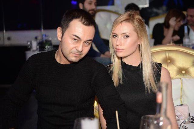 Serdar Ortaç ile Chloe Loughnan 