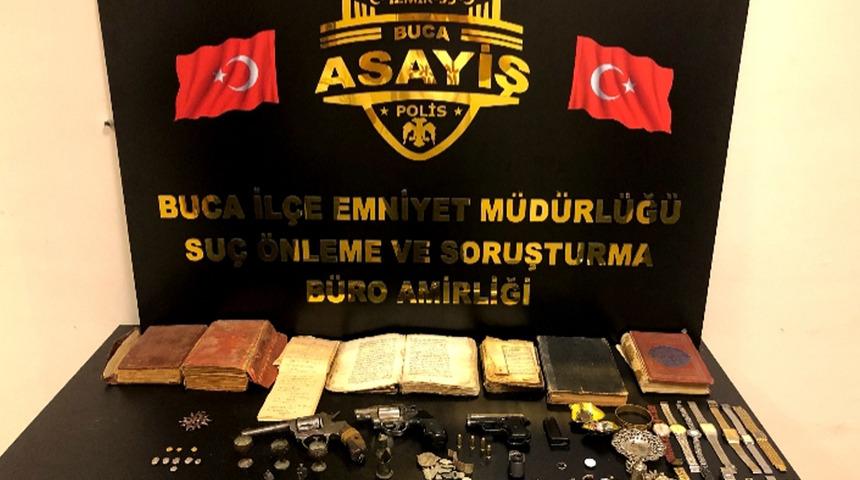 İzmir'de 94 tarihi eser ele geçirildi