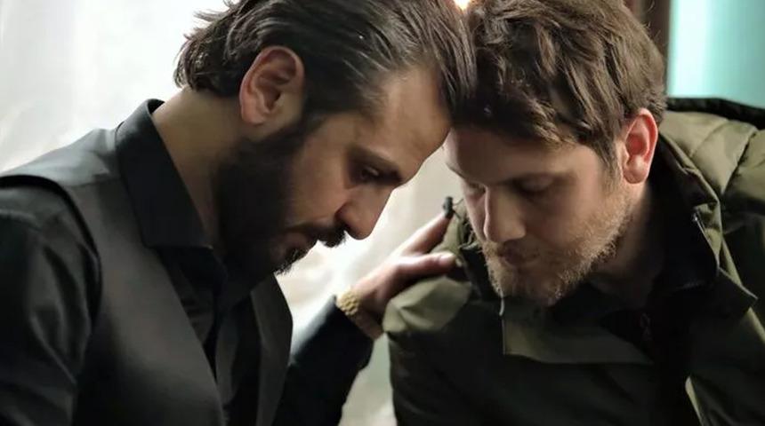 Çukur'un Vartolu'su Erkan Kolçak Köstendil, futbola geri döndü