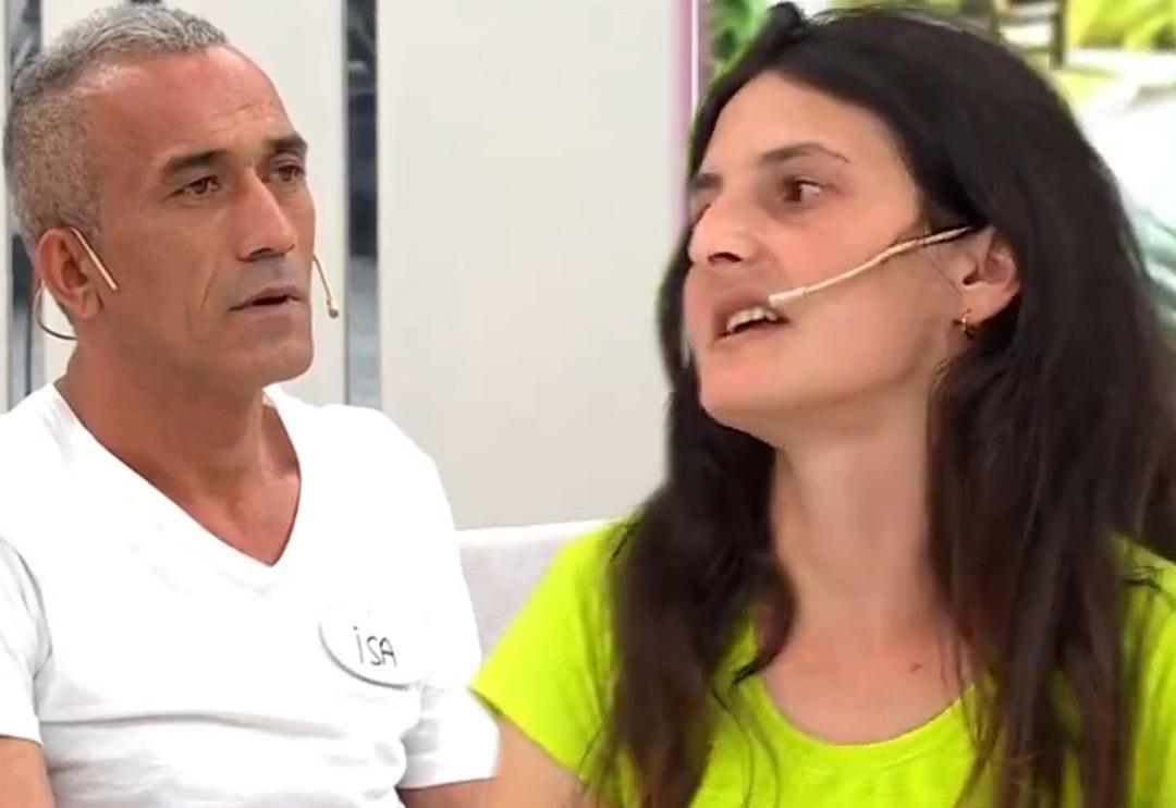 Esra Erol'da şaşkına &ccedil;eviren olay! Evli kadın 6 kez başka adamlara ka&ccedil;tı