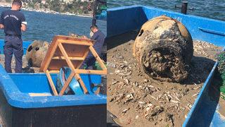 İstanbul Boğazı'nda hareketli anlar! Balıkçı ağına mayın takıldı 