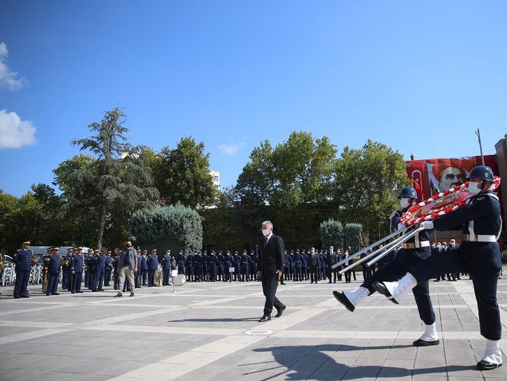 Eskişehir'in kurtuluşunun 99. yıl dönümü törenle kutlandı G1