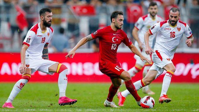 Van Gaal, T&uuml;rkiye nin Karadağ la berabere kalmasından memnun:  Her zaman şanslıyımdır  1