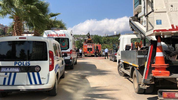 Hatay'da apartman dairesinde çıkan yangın söndürüldü G4