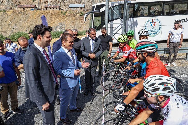 Çukurca'da 3. Foto Safari ve Doğa Sporları Festivali başladı G3