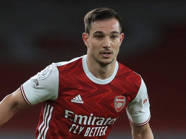 Cedric Soares, Arsenal'de kalıyor