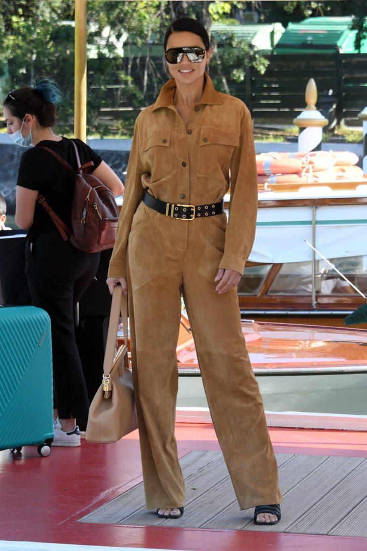 Adriana Lima Venedik Film Festivali'ne yeni sevgilisiyle katıldı G1