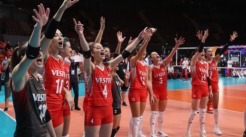  Türkiye-Sırbistan voleybol maçı ne zaman, saat kaçta ve hangi kanalda? (Filenin Sultanları yarı finalde)