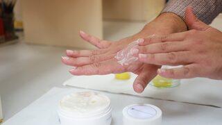 RTEÜ'de beyaz çay içerikli yanık kremi ve sargı bezi üretildi