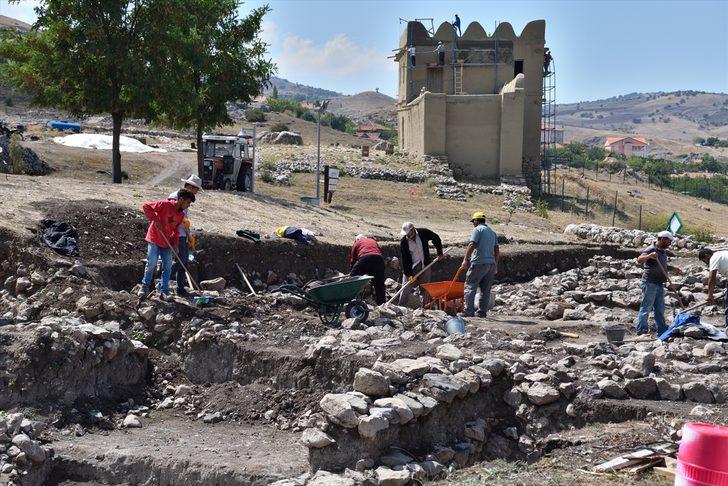 Anadolu'nun tarih öncesi görkemli şehri Hattuşa'da 115'inci kazı sezonu başladı G4