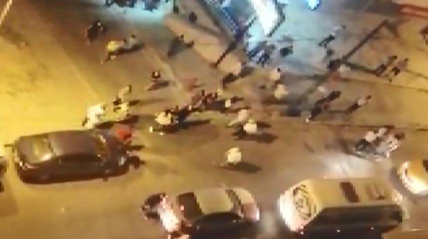 Düğün salonunda kavga! Ortalık savaş alanına döndü