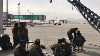 BAE'nin gönderdiği uçak Afganistan'a indi! Çarpıcı iddia