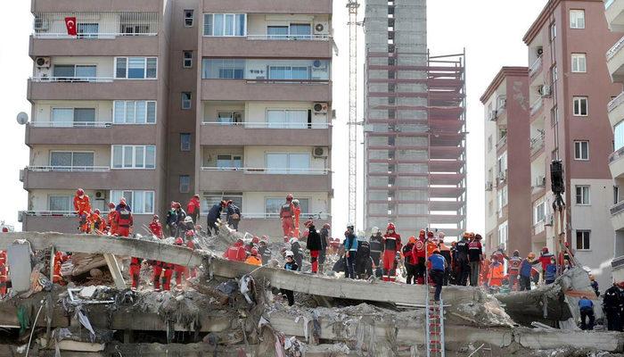 İzmir'deki depremde yıkılan Rıza Bey Apartmanı davasında gergin anlar!