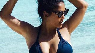 Salma Hayek 55 yaşına girdi! Mayosuyla verdiği poza beğeni yağdı
