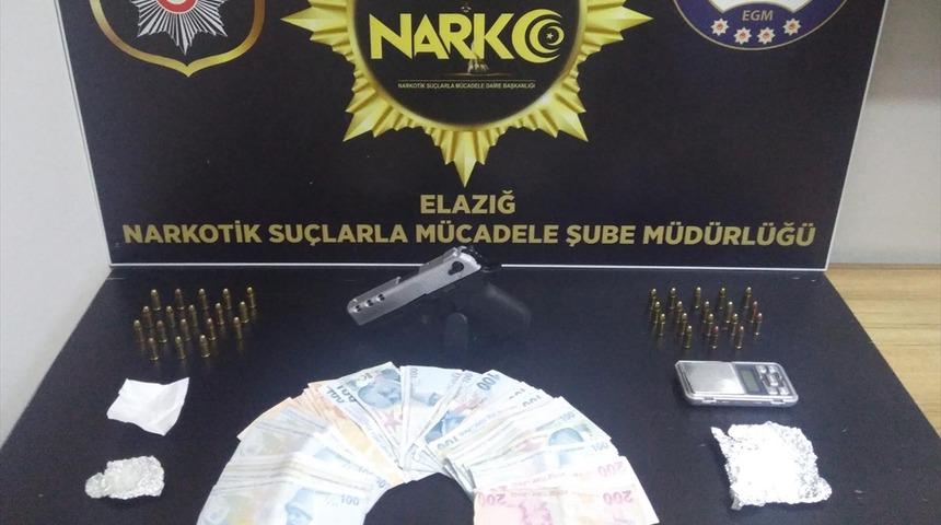 Elazığ'da uyuşturucu operasyonlarında yakalanan iki kişi tutuklandı
