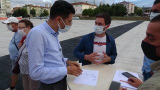 Doktor, aşı karşıtı kişiyi aşı olmaya böyle ikna etti