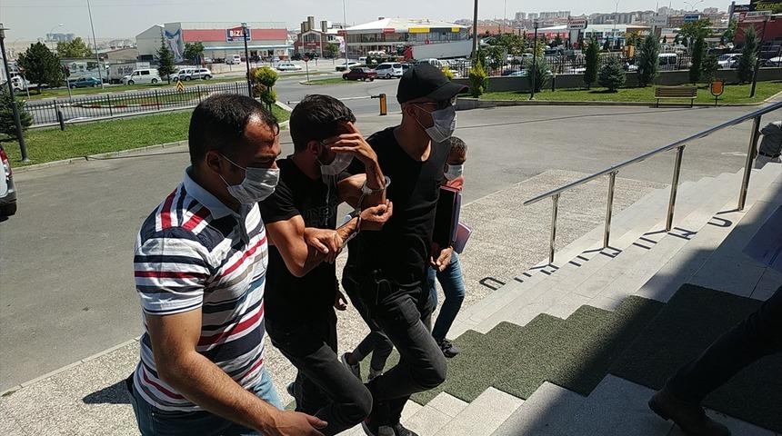 Karaman'da hırsızlık yaptıkları iddiasıyla 3 kişi tutuklandı