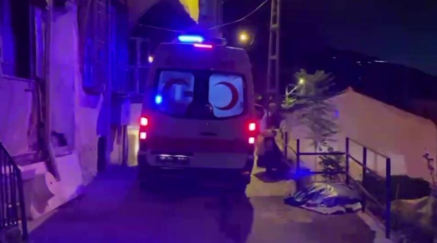 Hırsız evine girdiği adamı, kalbinden bıçaklayıp öldürdü