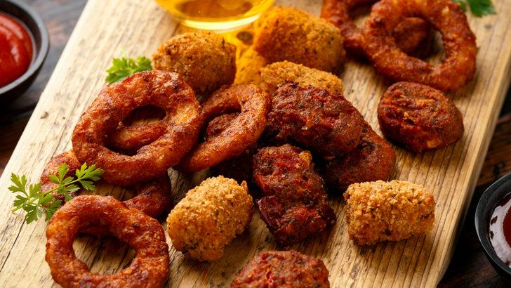 Buffalo wings nasıl yapılır? Buffalo wings (soslu kanat) malzemeleri neler? G1