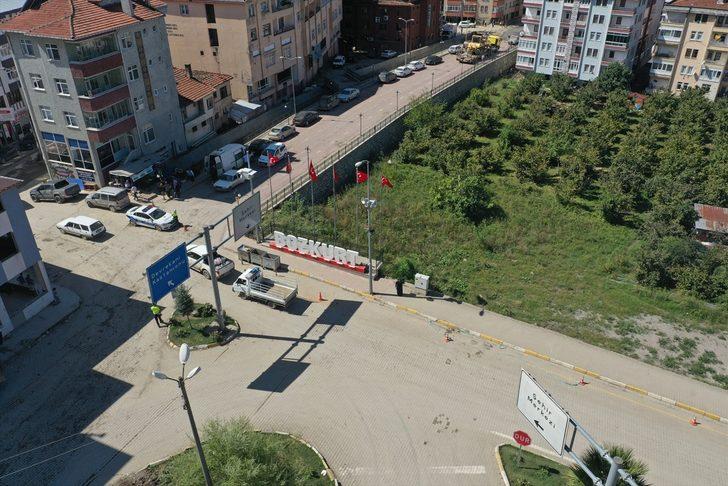 Bozkurt'ta ekipler 25 gündür selin izini silmeye çalışıyor G3