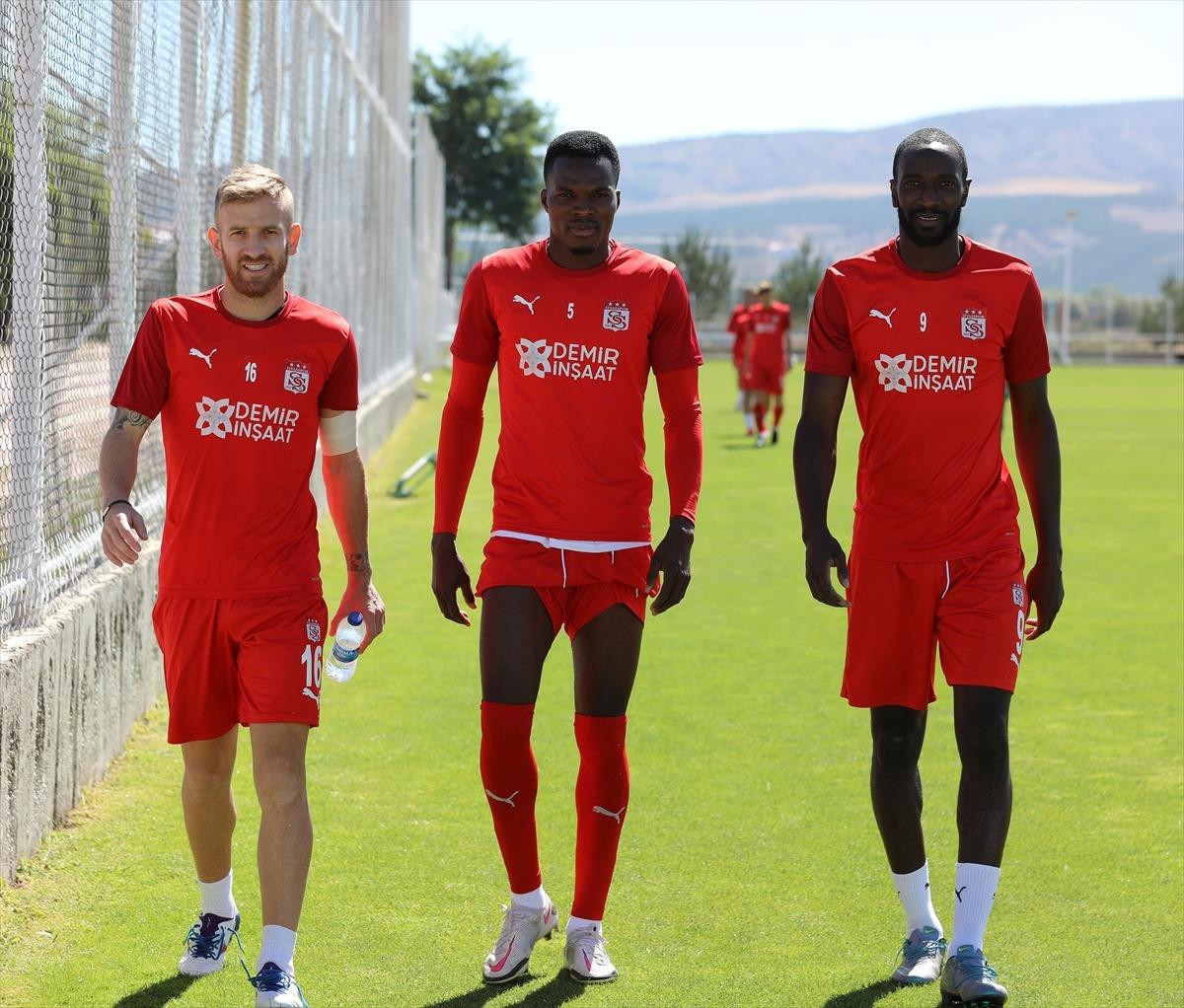 Sivasspor'da Fenerbah&ccedil;e ma&ccedil;ı hazırlıkları devam ediyor