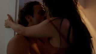 İlk ve Son dizisinin sevişme sahneleri gündem oldu! 