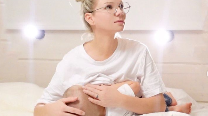 10 çocuk annesi fenomen Taina Licciardo-Toivola, fiziğiyle sosyal medyanın dikkatini çekti