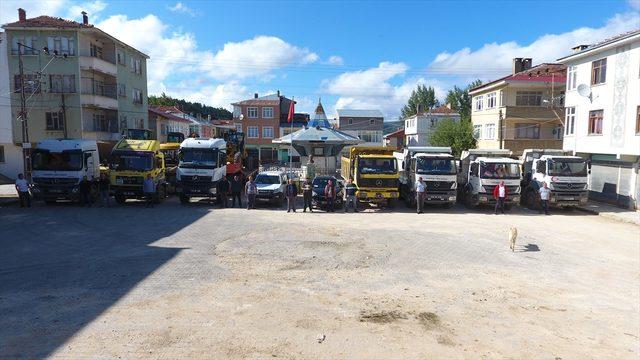 Karab&uuml;k İl &Ouml;zel İdaresi ekipleri selden zarar g&ouml;ren Kastamonu da &ccedil;alışmalarını tamamladı 1