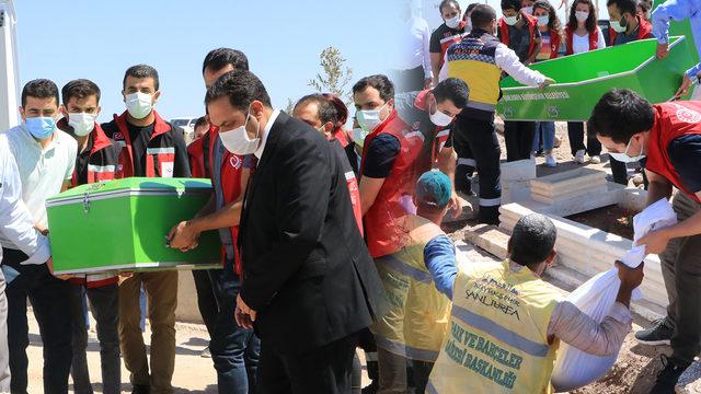 Babasının yakıp öldürdüğü 13 yaşındaki kız kimsesizler mezarlığına defnedildi