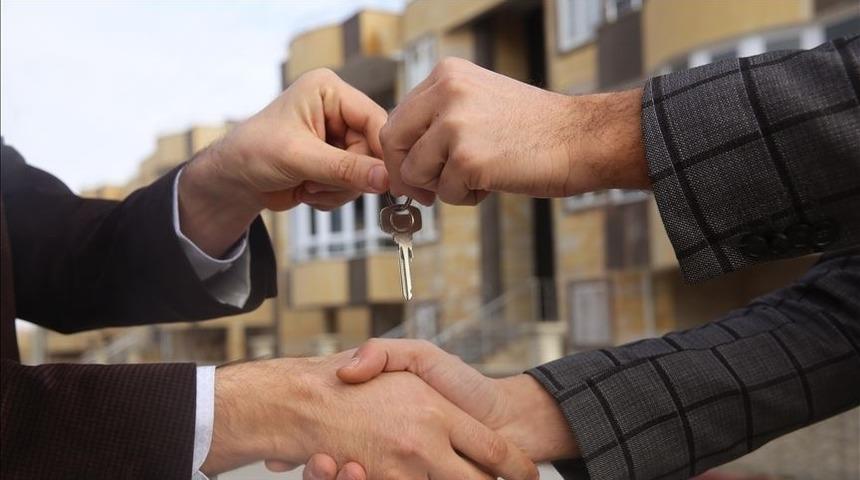 Dolandırıcılar ağına böyle düşürüyor! Hem araç hem konut satışında aynı yöntem: O saatlere dikkat! "Günde 5-6 şikayet alıyoruz" diyerek uyardı