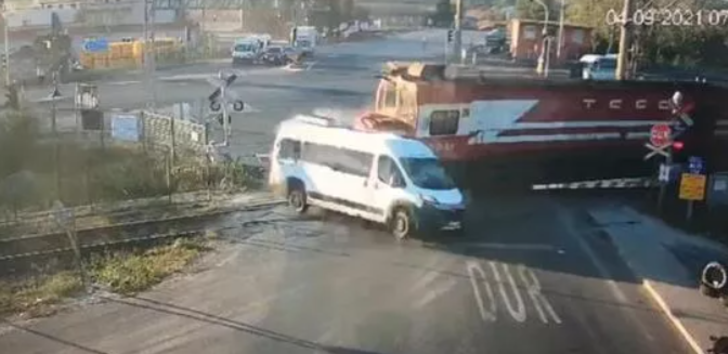 Tekirdağ'da trenin çarptığı minibüsün şoförünün ilk ifadesi G5