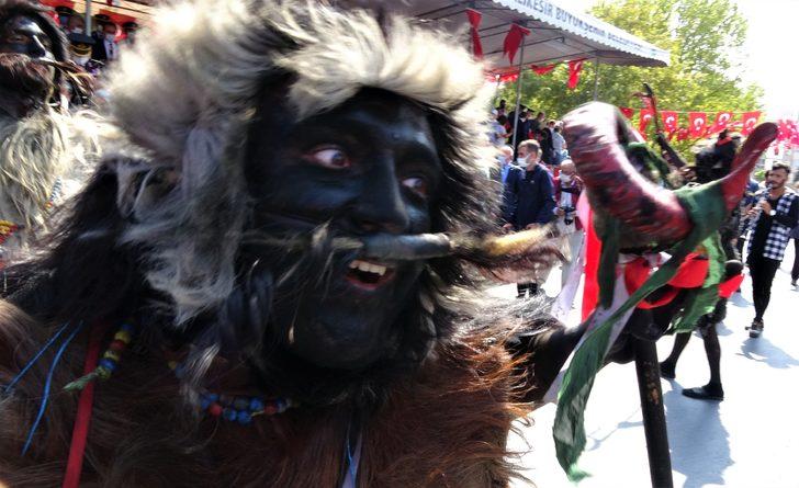 Balıkesir'i düşman işgalinden hayvan taklidi yaparak kurtaran 'Tülütabaklar' G1