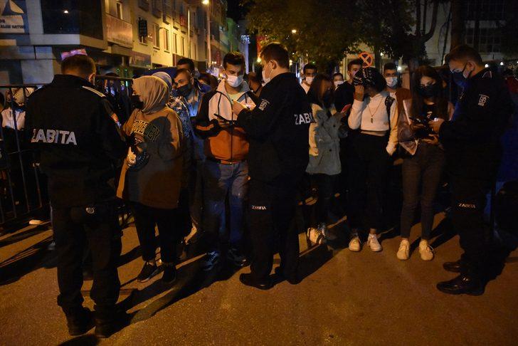 Bilecik'in düşman işgalinden kurtuluşunun 99'uncu yıl dönümü etkinliklerinde Buray konser verdi G2