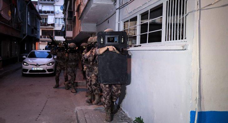 Bursa'da 850 polisin katılımıyla uyuşturucu satıcılarına "şafak" operasyonu G2