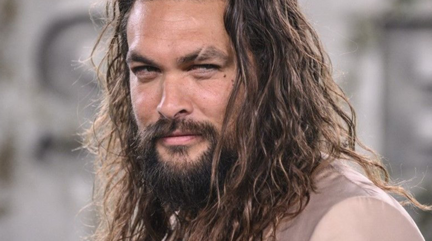 ‘Aquaman 2’ filminin sevilen oyuncusu Jason Momoa, sevenlerini heyecanlandırdı! Kostümüyle paylaştı