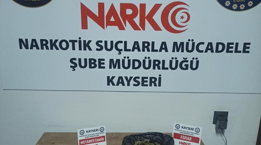 Kayseri'de  uyuşturucu operasyonunda yakalanan 2 şüpheli tutuklandı