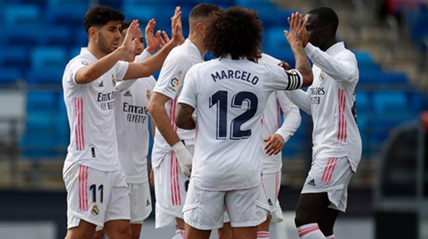 Real Madrid, deplasmanda 2 dakika döndü