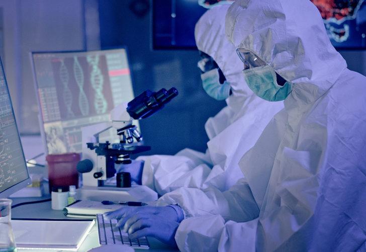 Merakla beklenen koronavirüs belgeleri yayınlandı! Fauci için flaş iddia