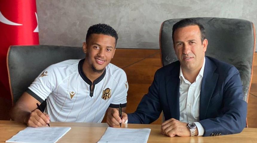 Yeni transfer Chouiar ilk antrenmanında