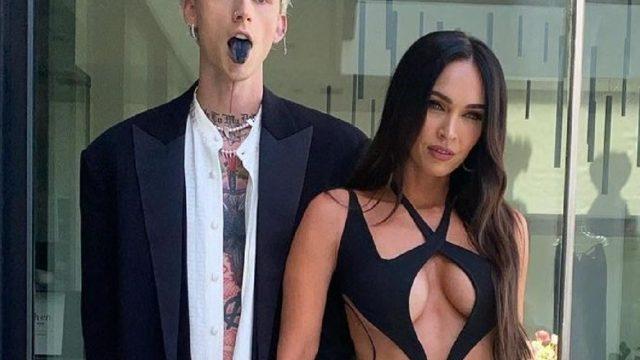 Megan Fox ve Machine Gun Kelly çiftinin masada seks iması tepki çekti