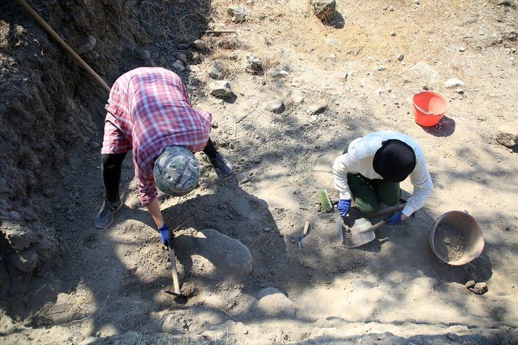 Mersin'deki Yumuktepe Höyüğü'nde Bizans dönemine ait depolama çukuru bulundu G3