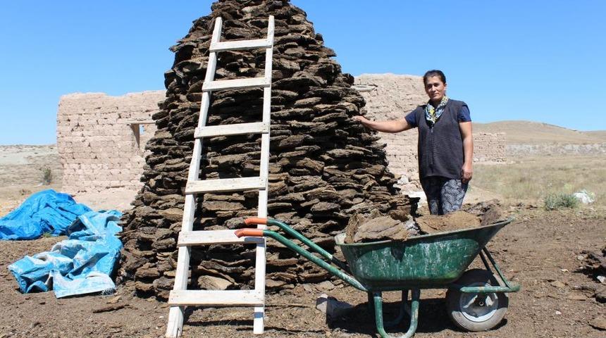 Yandığında sobanın üstü nar gibi kızarıyor! Ne doğal gaz ne kömür hiçbiri onun yerini tutmuyor