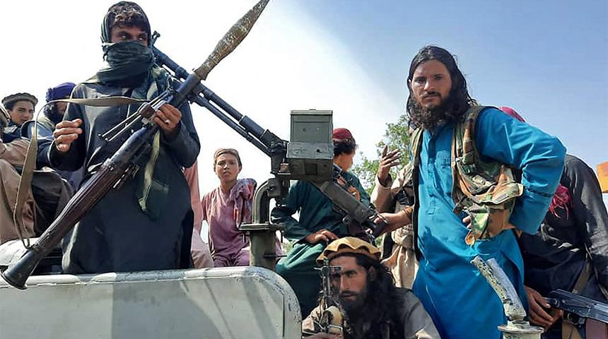 Taliban'ın Kabil'i ele ge&ccedil;irmesinden &ouml;nceki saatlerde neler yaşandı?