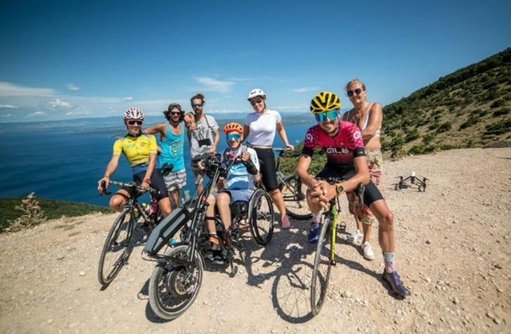 Gezme aşkı engel tanımadı! Tekerlekli sandalyesiyle dünyayı dolaşan seyyah: Slave Skrobot G4