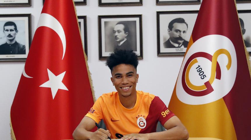 Galatasaray'da mutlu son: Gustavo Assunçao