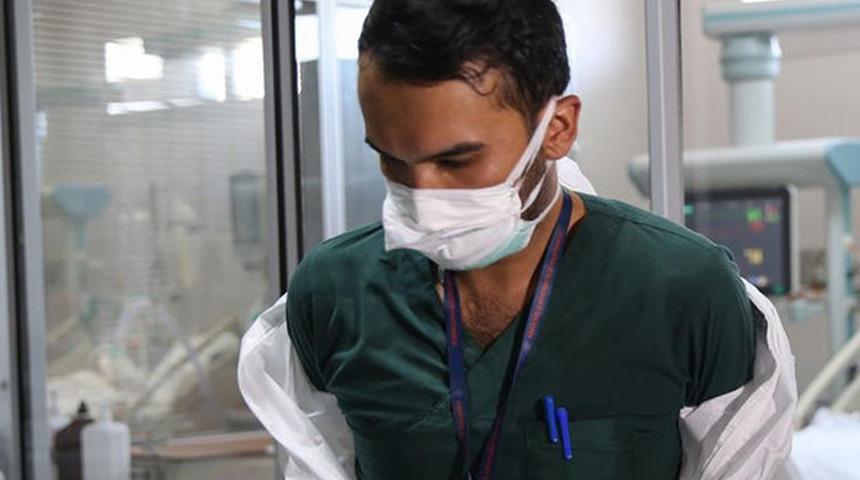 Antalya'da sağlık çalışanlarına getirilen yıllık izin yasağı kaldırıldı